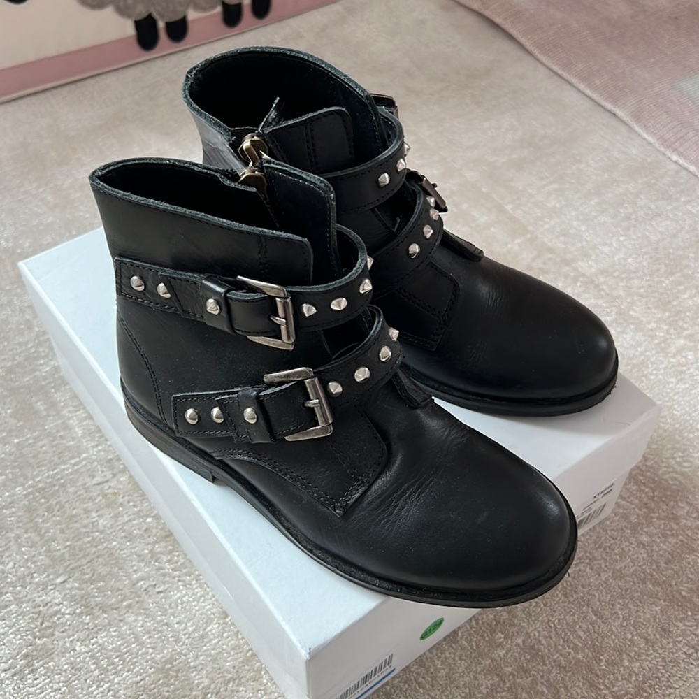 Zadig & Voltaire girls black leather boots size 31